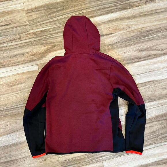 Black and Burgundy Nike Tech Fleece Sweatsuit - Picture 4 of 6